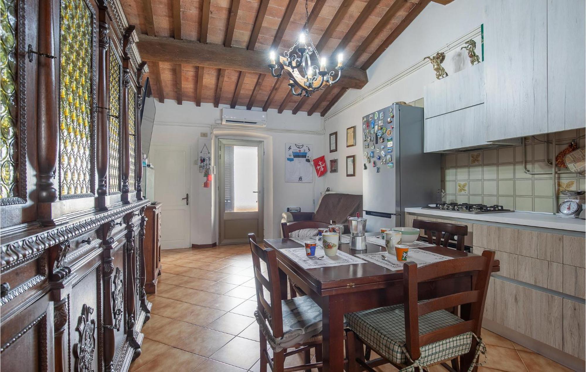 Awesome Home In Montefoscoli With Wifi Eksteriør bilde